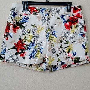 WHITE HOUSE BLACK MARKET: NWT Floral Tropical Print Coastal Shorts -Size 10: